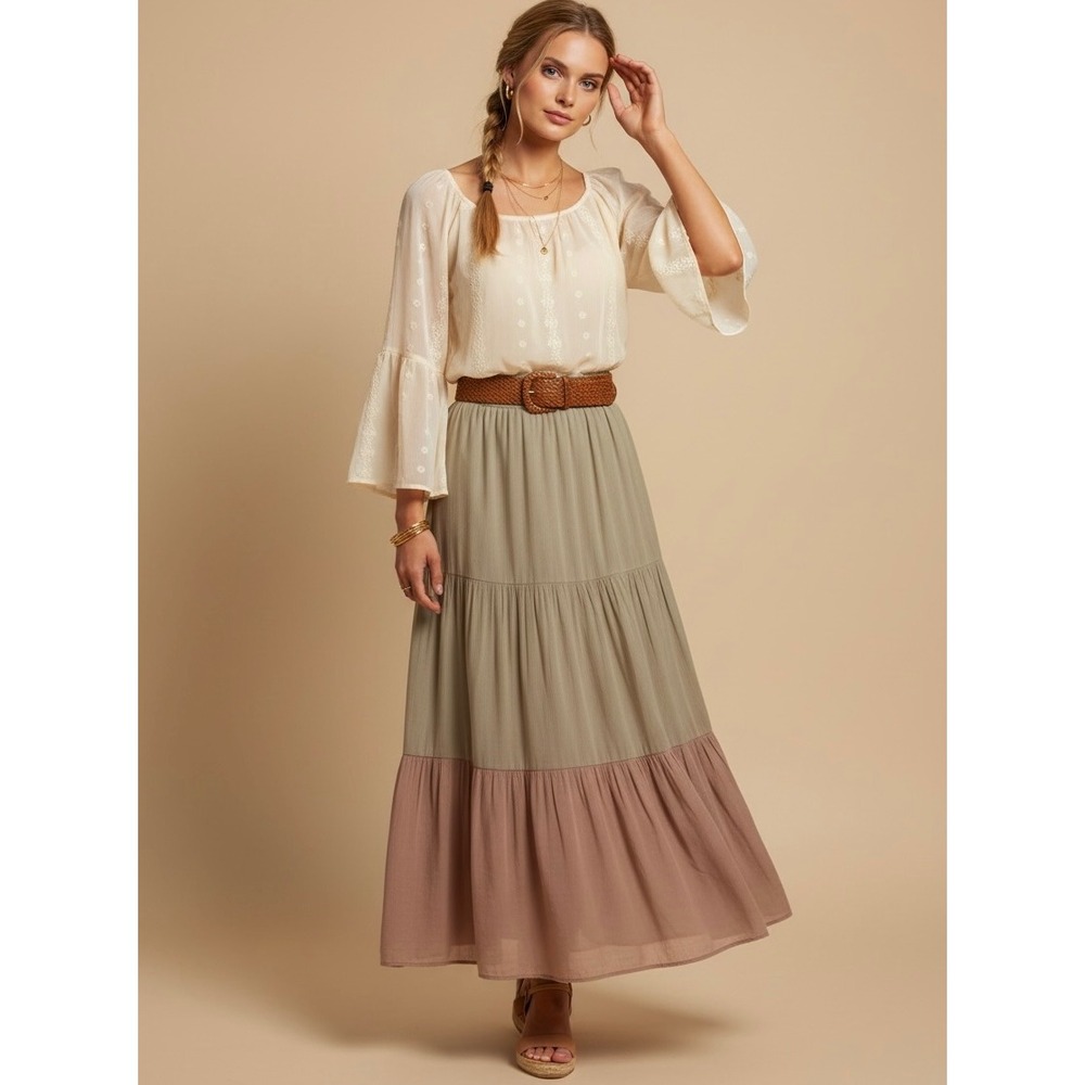 NEW Knox Rose Embroidered Bell Sleeve Boho Blouse Size Large Cream